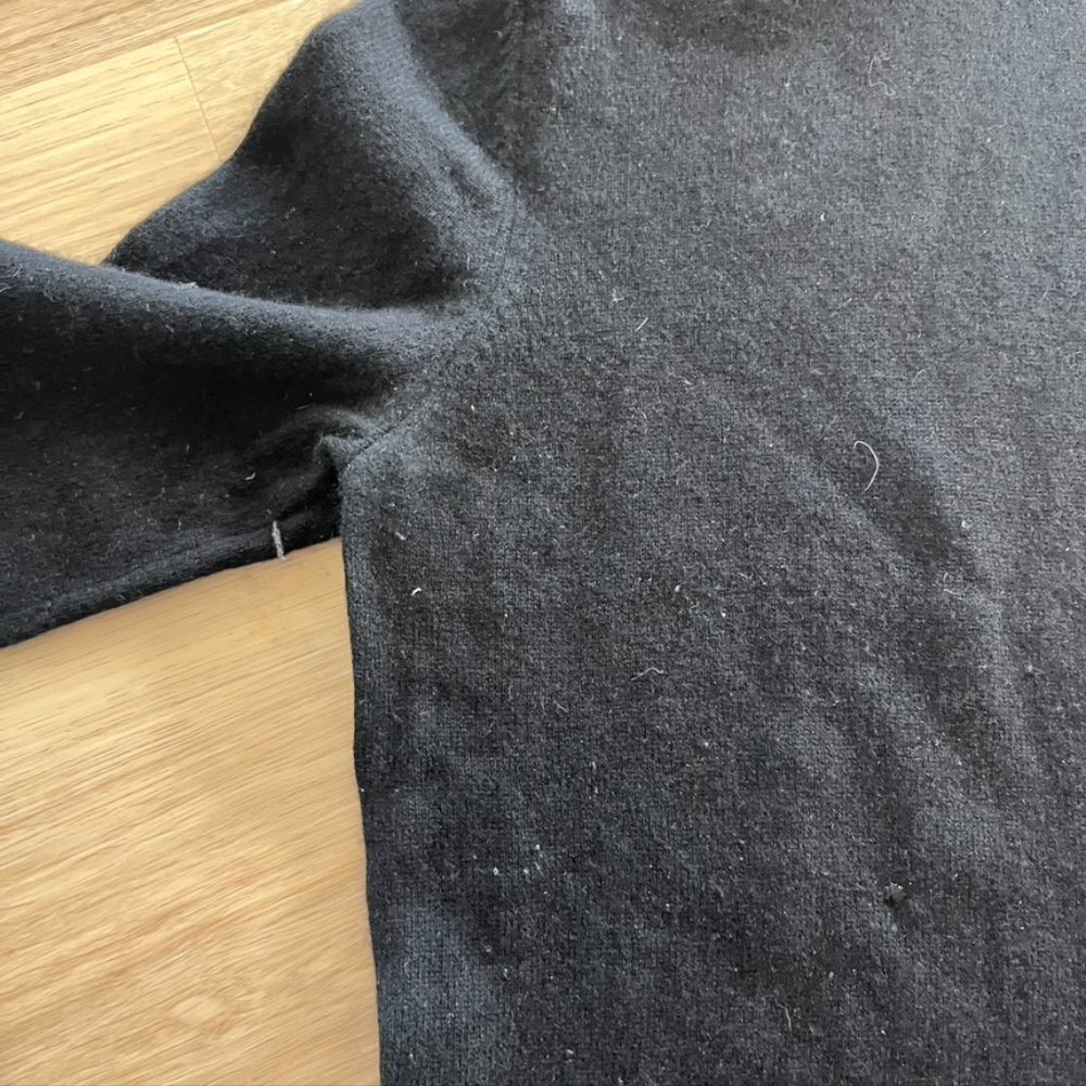 SAKS 5TH AVENUE Cashmere sweater turtleneck black Small - Picture 3 of 7